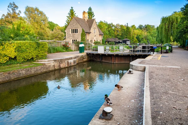 Iffley kilit. Oxford, İngiltere — Stok fotoğraf