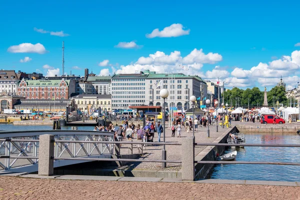 Liman ve quayside. Helsinki, Finlandiya, AB — Stok fotoğraf
