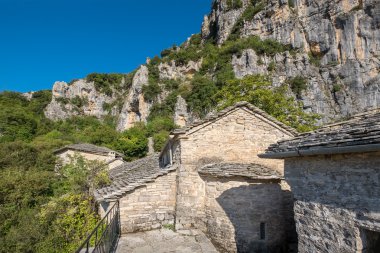 Agia Paraskevi Manastırı. Monodendri, Yunanistan