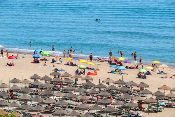Torremolinos Andalusien Spanien Juli 2019 Entspannen Strand Während Der Sommerferien — Stockfoto