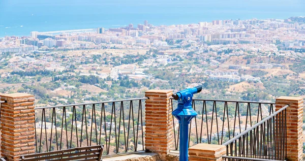 Turistteleskop Utsiktsplats Parken Mijas Pueblo Medelhavet Och Fuengirola Stad Avstånd — Stockfoto