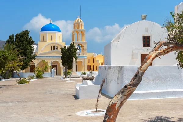 Pravoslavná církev. Oia na ostrově santorini, Řecko — Stock fotografie