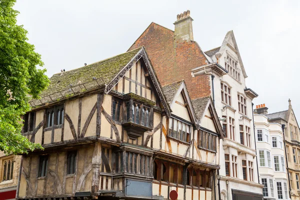 Oude gebouwen in Oxford. Engeland — Stockfoto