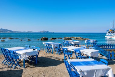 Cafe bir plajda. Kolymbia. Rhodes, Yunanistan
