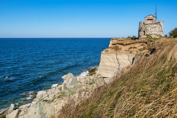 Paldiski kayalıklarla. Estonya