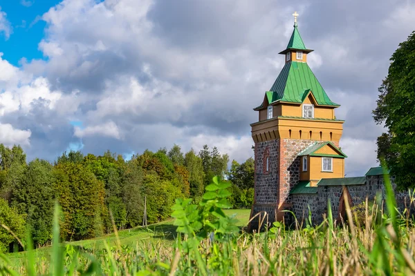 Kuremae Dormition kloster. Estland — Stockfoto