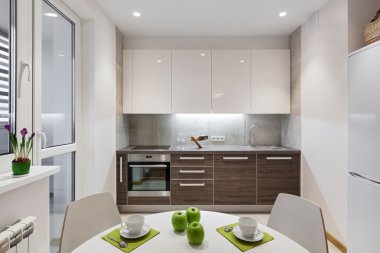 Mutfak iç İskandinav tarzı modern daire