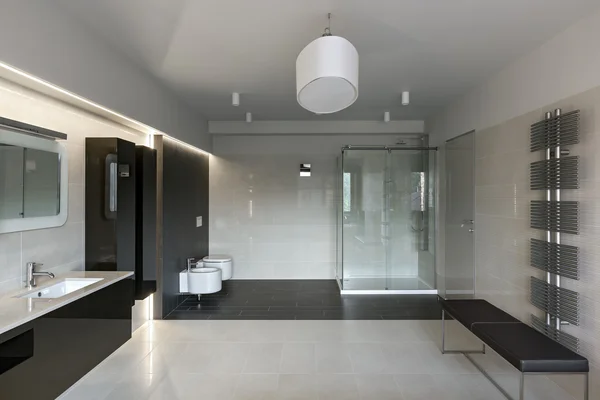 Luxury bathroom interior — Stock Photo, Image