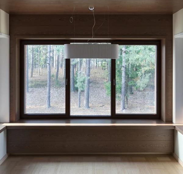 Интерьер пустой комнаты с окнами — стоковое фото