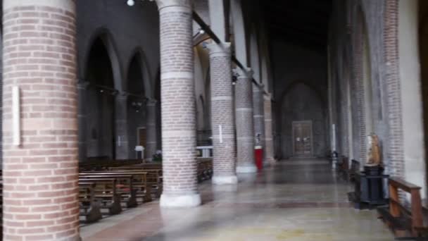 Kyrkan av St Francis i Mantua — Stockvideo