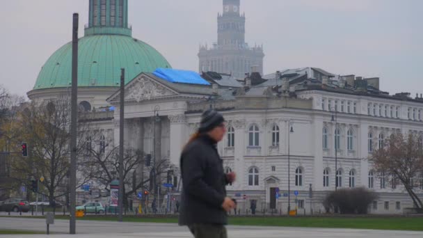 Santísima Trinidad Iglesia Evangélica en Varsovia, Polonia — Vídeo de stock