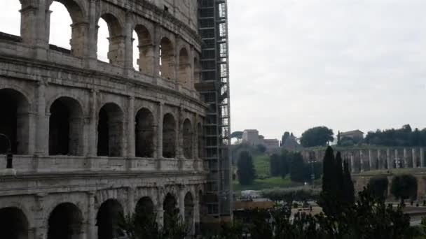 斗兽场或在罗马，意大利的弗拉维安露天剧场 — 图库视频影像