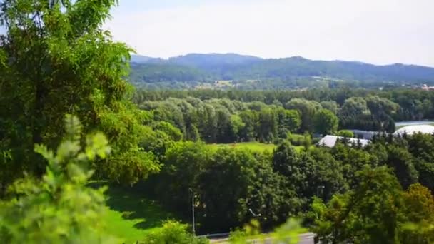 Pohled na město Sanok, Polsko — Stock video