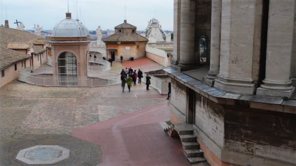 St. Peter-bazilika a Vatikán tető — Stock videók