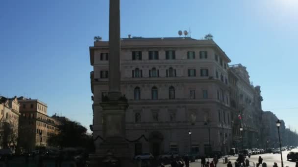 Βασιλική di santa maria maggiore στη Ρώμη, Ιταλία从水里跳跃在日落粉红色 — Stockvideo