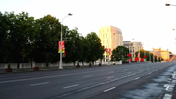 Independence Avenue in Minsk, Wit-Rusland — Stockvideo