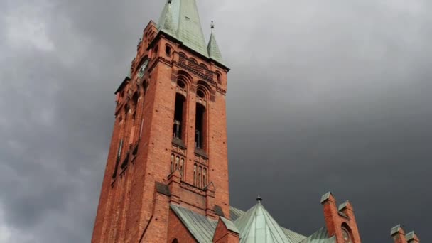 Kerk van St. Bobola in Bydgoszcz, Polen — Stockvideo