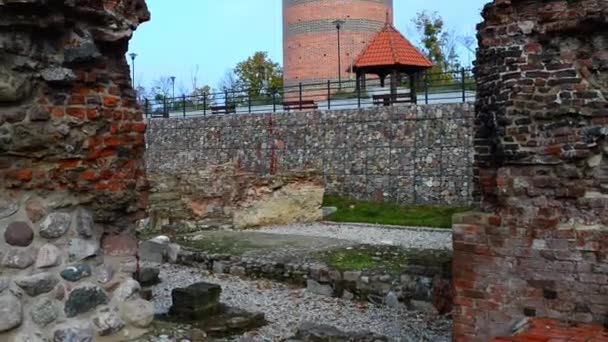 Крепостная гора и башня Омек в Грудзядже, Польша — стоковое видео