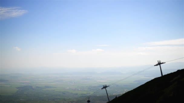 Ascensore su Lomnicky stit in Alti Tatra — Video Stock