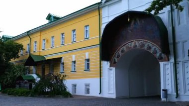 Trinity Lavra St Sergius Gates'te varsayım