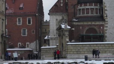Wawel Vistula nehri kıyısında 