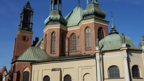 St. Peter ve St. Paul Poznan Bazilikası — Stok video
