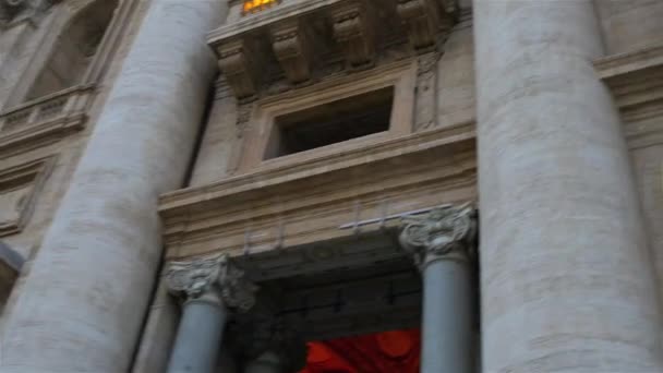 Plaza de San Pedro es una gran plaza en la Ciudad del Vaticano — Vídeo de stock