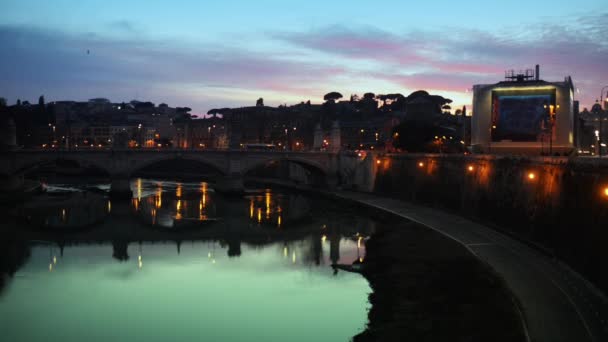 Понте Віктора Еммануїла Ii в Римі, Італія — стокове відео