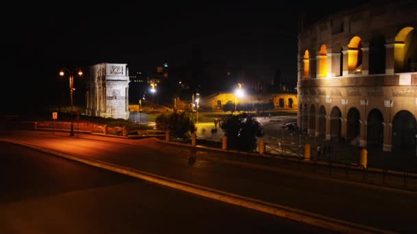 Coliseo en el centro de la ciudad de Roma, Italia — Vídeo de stock