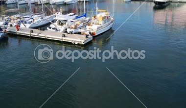 Port Cenova Akdeniz üzerinde