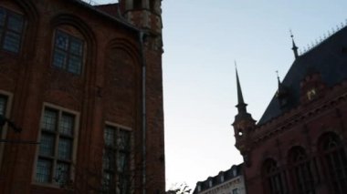 Town Hall Meydanı Torun'da kemancı anıt