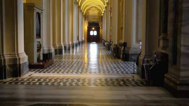 Ρώμη, Ιταλία - Ιανουάριος 23 2015: Παπικό Archbasilica του Αγίου Ιωάννη του Λατερανού ή απλά την Λατερανού Βασιλική, είναι Καθεδρικός επισκοπική έδρα για την εκκλησία της Ρώμης και την επίσημη επίσκοπο της Ρώμης, το ρωμαϊκό Pontiff. — Αρχείο Βίντεο