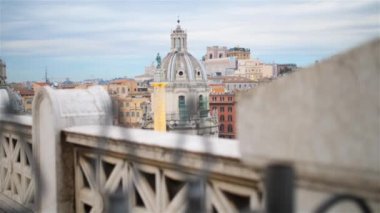 Trajans sütun, Basilica Ulpia ve çoğu kilise Kutsal Adı Mary Trajan Forumu Roma, İtalya.