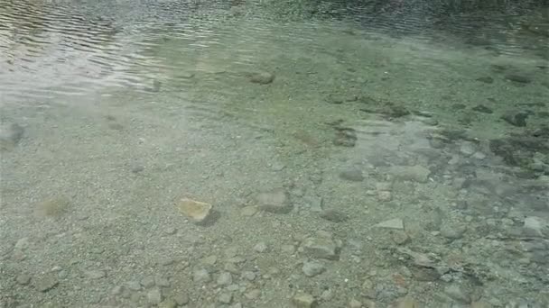 Lomnicky Stit es uno de los picos de montaña más altos y visitados en las montañas de los Altos Tatras de Eslovaquia . — Vídeos de Stock