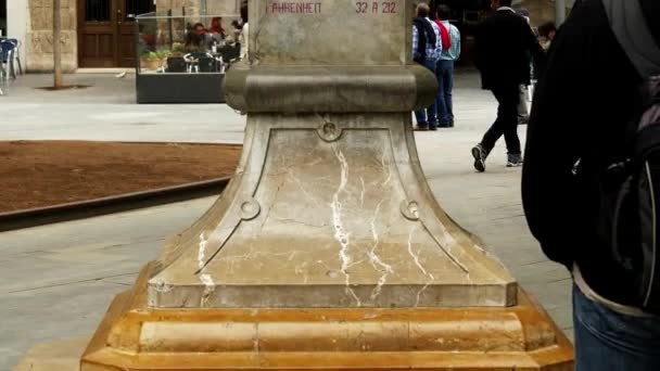 Monumento al rey Jaume III en Palma — Vídeo de stock