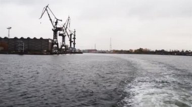 Gdansk Tersanesi şehir, Gdansk, Polonya bulunmaktadır büyük bir Lehçe tersane var. Dayanışma orada Eylül 1980 yılında kuruldu. Bu Martwa Wisla sol tarafında ve Ostrow adada bulunmaktadır.