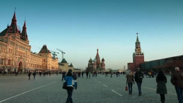在俄罗斯莫斯科的红场。它从历史商人季称为契丹莫分离克里姆林宫，俄罗斯总统官邸。红场-莫斯科市中心广场. — 图库视频影像