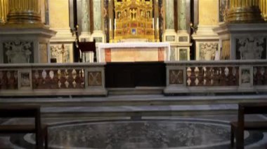 Roma, İtalya - 23 Ocak 2015: Papa'nın Archbasilica, St. John Lateran veya sadece Lateran Bazilikası, katedral Roma Kilisesi ve resmi piskoposluk koltuk Bishop of Rome, Roma Papa olduğunu.
