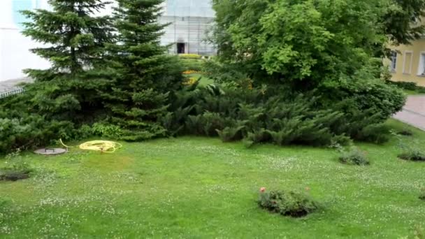 La Trinidad Lavra de San Sergio es el monasterio ruso más importante y el centro espiritual de la Iglesia ortodoxa rusa. Sergiev Posad, Rusia. — Vídeo de stock