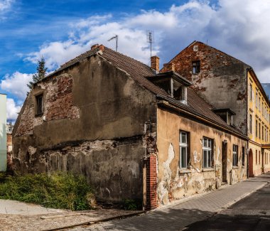 Kırmızı tuğla, eski bina. Bydgoszcz, Polonya