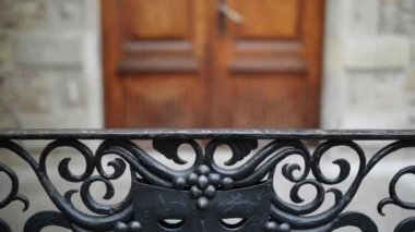 Metal çit Gdansk Mariacka Caddesi üzerinde. Gdansk (Danzig) Polonya Baltık kıyıları, Pomeranian, Polonya asıl liman ve ülkenin en büyük dördüncü metropol merkezinin sermaye kentidir.