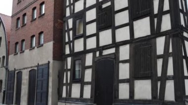 Kırmızı tuğla, eski bina. Bydgoszcz (Bromberg'de, Bydgostia) Kuzey Polonya, Brda ve Vistula nehirleri üzerinde yer alan bir şehirdir.
