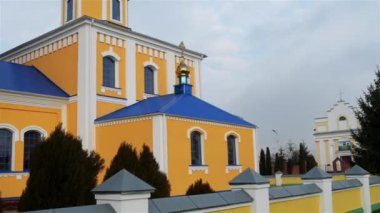 Ortodoks Kilisesi Kutsal bakire şefaat. Ivanava (Ivanovo, Janow Poleski) Brest Region Belarus, Ivanava bölgesinin bir yönetim merkezi bir şehirdir.