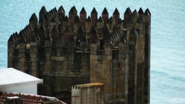Ataerkil Lizbon Hazine Müzesi, Portekiz. Lizbon Patrikhanesi (Portekiz) Portekiz'in Lizbon kentinde bulunan Roma Katolik Kilisesi Roma Ayini Başpiskoposluğu.