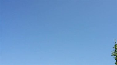 Tatra Dağları, Tatras veya Tatra, Slovakya ve Polonya arasında doğal bir sınır oluşturan dağ aralığı vardır.