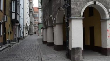 Gdansk Chlebnicka Sokağı. Gdansk (Danzig) Polonya Baltık kıyıları, sermaye Pomeranya Voyvodalığı, Lehçe asıl liman ve ülkenin en büyük dördüncü metropol merkezinin şehirdir.