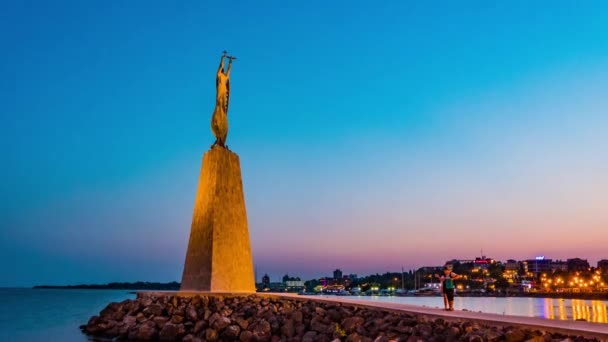 Nessebar, Bulgaristan - 26 Temmuz 2016: Bir antik kenti ve Burgaz ili içinde bulunan büyük deniz tatil Bulgar siyah deniz kenarı, Timelapse Nesebar biridir. — Stok video