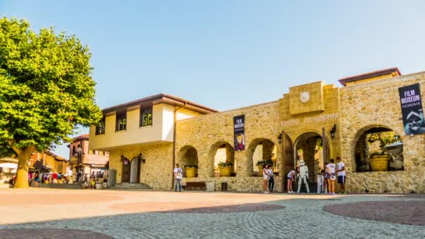 NESSEBAR, BULGARIE - 26 JUILLET 2016 : Timelapse Nesebar est une ancienne ville et l'une des principales stations balnéaires de la côte bulgare de la mer Noire, située dans la province de Burgas . — Video