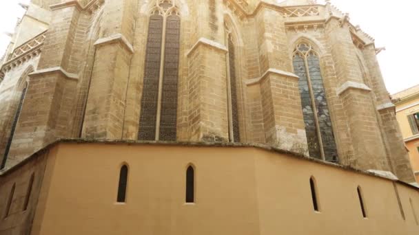 Santa Eulalia Kirche in Palma, Mallorca, in der James II. von Mallorca am 12. September 1276 gekrönt wurde. Palma ist Hauptstadt und größte Stadt der autonomen Gemeinschaft der Balearen in Spanien. — Stockvideo