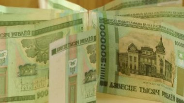 Belarus ruble par değeri 200 bin yalan ahşap tablo.